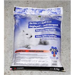 BAG OF GREEN FLAG DE-ICER AND ANTI SKID (GOOD TO