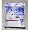 Image 1 : BAG OF GREEN FLAG DE-ICER AND ANTI SKID (GOOD TO