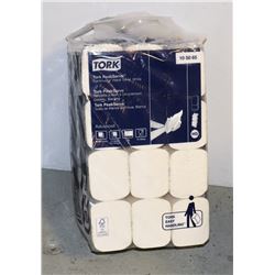 CASE OF TORK PEAK SERVE CONTINUOUS HAND TOWEL