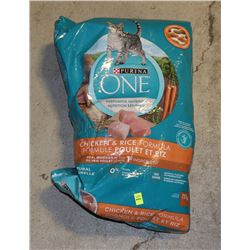 BAG OF PURINA CAT FOOD