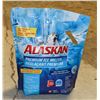 Image 1 : BAG OF ALASKAN PREMIUM ICE MELTER (5.5KG)