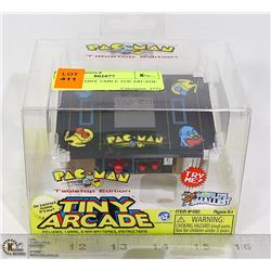 PAC-MAN TINY TABLE TOP ARCADE