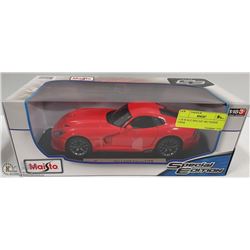 1:18 SCALE DIECAST SRT DODGE VIPER 2013