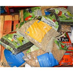 PALLET OF ASSORTED DAMAGED BAG WILD BIRD SEED AND