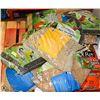 Image 1 : PALLET OF ASSORTED DAMAGED BAG WILD BIRD SEED AND