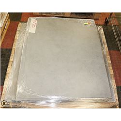 TILE - LIGHT GREY COLOR - WALL VENEER 32"X39"