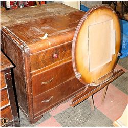 ANTIQUE WOODEN DRESSER WITH MIRROR FRAME