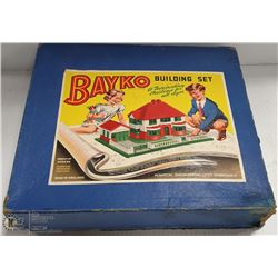 VINTAGE BAYKO BUILDING SET MADE IN ENGLAND