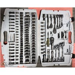 STANLEY SOCKET & WRENCH SET