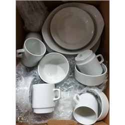 SET OF WHITE DISHES