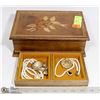 Image 1 : WOODEN JEWELRY BOX (FLOWER INSET DESIGN)