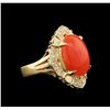 Image 1 : 4.97 ctw Coral and Diamond Ring - 14KT Yellow Gold