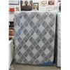 Image 1 : New Queen Size Pillow Top Mattress