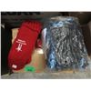 Image 1 : 7 Pairs of Mitts & 3 Dozen Pairs of Nitrile Gloves