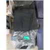 Image 1 : 3 New Packages of 5 Black Aprons
