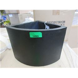 New Small Black Ficonstone Corner Planter