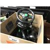 Image 2 : LOT OF GAMING CONTROLLERS
