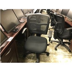 BLACK MID BACK MULTI  LEVER TASK CHAIR