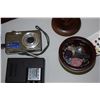 Image 2 : Digital Camera and Gemstones