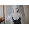 Image 2 : Large Marilyn Monroe Poster