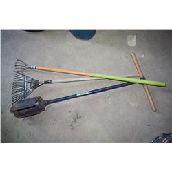 Garden Tool Lot