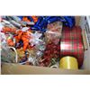 Image 2 : Wool And Christmas Wrapping Supplies