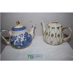 2x Sadler Teapots (Blue Has Hairline)
