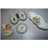 Image 1 : 4 Pc Hand Painted Porcelain (1 Chipped) (1 Cracked)