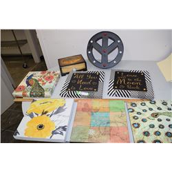 Pictures, Humidor, Peace Sign