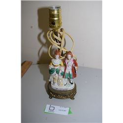 French Couple Lamp