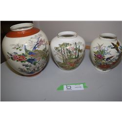 3x Japanese Vases