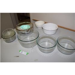 Bowls, 3 Matching Pyrex, 1 Pottery Bowl