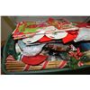 Image 2 : Tote Full Of Christmas Decorations