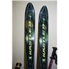 Image 4 : Kastle Skis & Poles (Carving Skis 1980s)