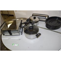 Kitchenware Lot (Toaster Oven)