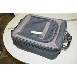 American Tourist Travel Bag