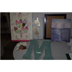 Metal Letter & Pictures