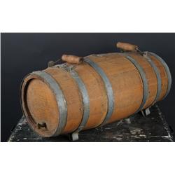 Nice Small Oak Barrel with Handles & le