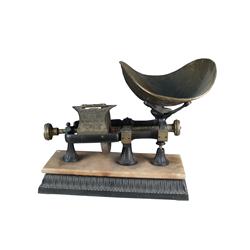 "Micrometer" Candy Store Scale   Rare