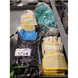 4 PACKAGES OF ASSORTED WORK GLOVES