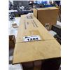 Image 1 : 2 BOXES OF SHIPPING PAPER AND WRAP