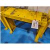 Image 1 : YELLOW METAL BASE