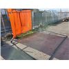 Image 3 : LOT OF 13 ASSORTED HEAVY DUTY WELDING CURTAINS, AND FRAMES