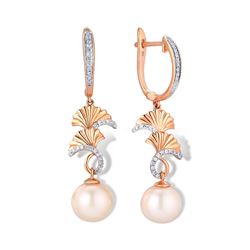 A 14KT ROSE GOLD AND PEARL & DIAMONDS EARRING.