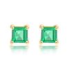 Image 1 : A 18KT YELLOW GOLD AND EMERALD EARRING.