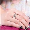 Image 5 : A 14KT WHITE GOLD AND SAPPHIRE & DIAMONDS RING.