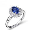 Image 1 : A 14KT WHITE GOLD AND SAPPHIRE & DIAMONDS RING.