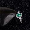 Image 4 : A 18KT WHITE GOLD AND EMERALD & DIAMONDS RING.