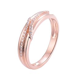 A 18KT ROSE GOLD AND DIAMONDS RING.