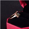 Image 4 : A 18KT ROSE GOLD AND TOURMALINE & DIAMONDS RING.